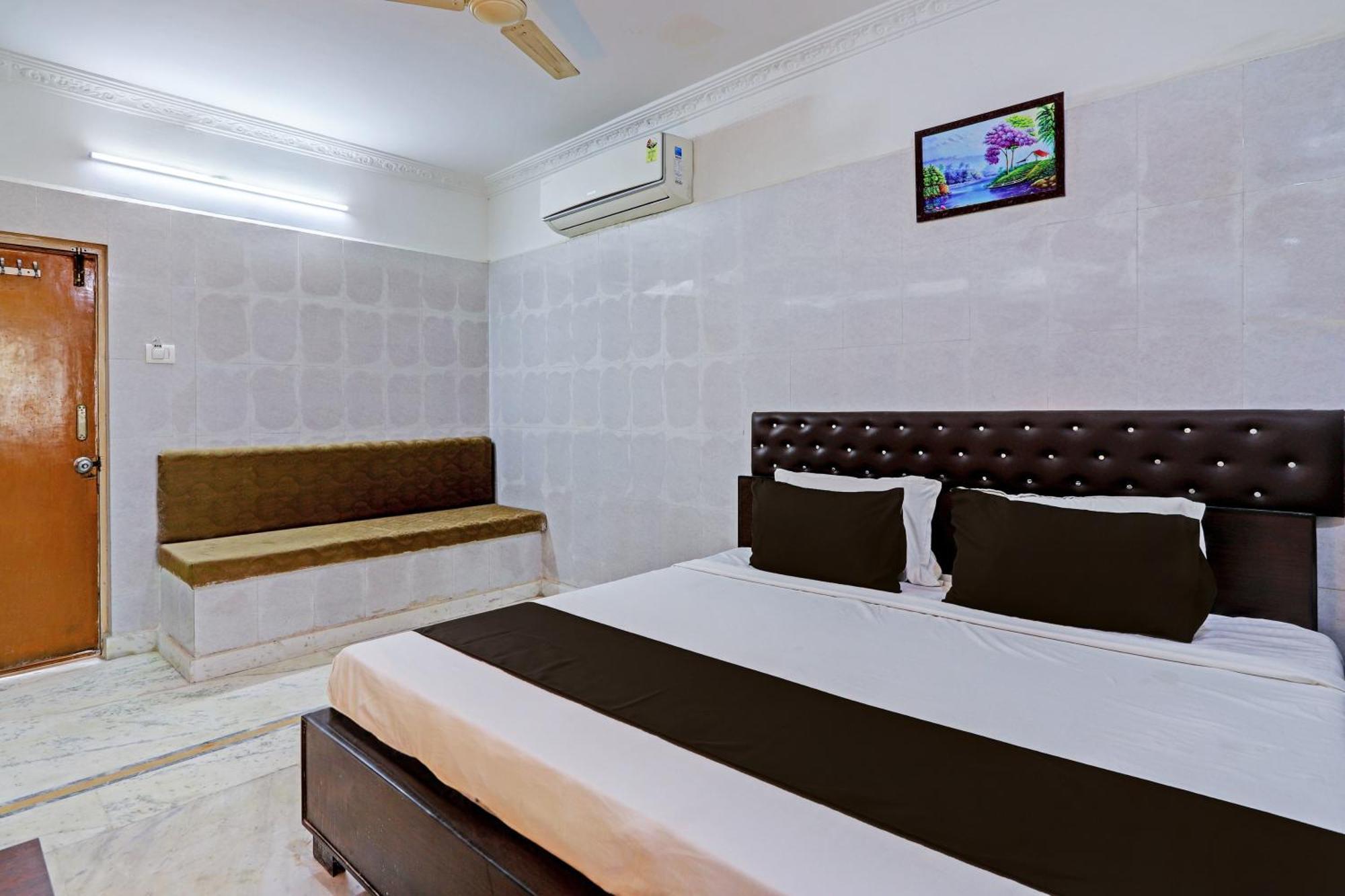 Hotel O Golden Pride Shamshabad Exterior photo